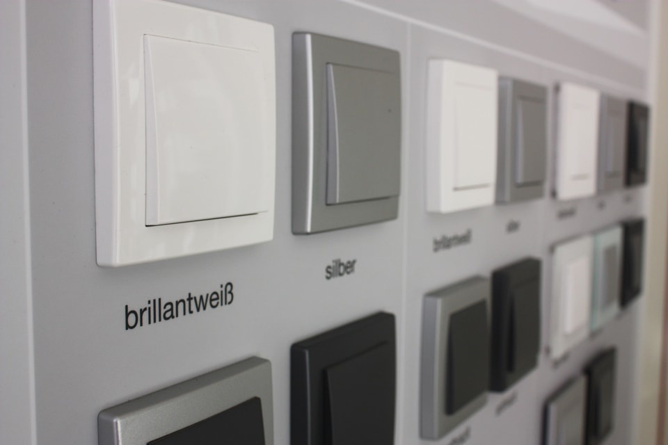 Schalterserie2 bei BAYER WIENTEK GmbH in Freiensteinau